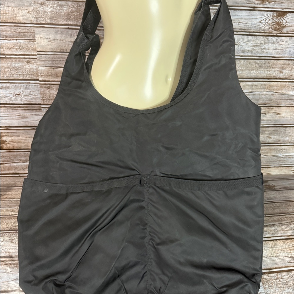 Lululemon Extra Large tote with removable handle - Picture 3 of 6